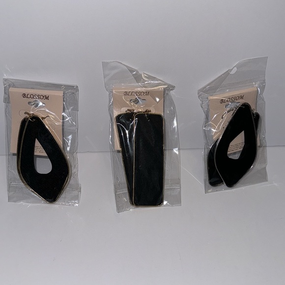 Blossom (Set of 3) Black Earrings Two Gold trim & one silver trim New in Package - Picture 12 of 16